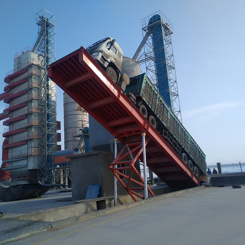 شاحنات قلابة